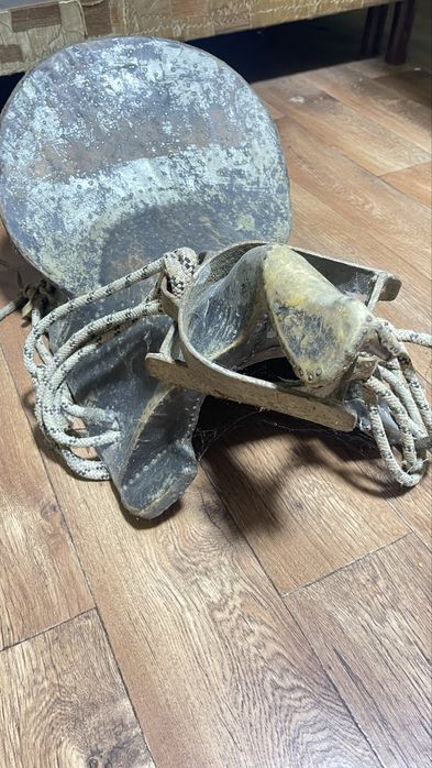 Седло для лошади