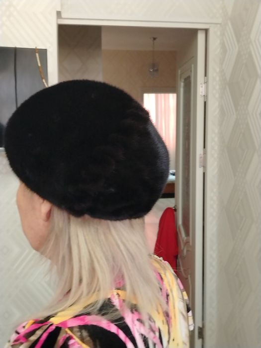 Норка шапка женская