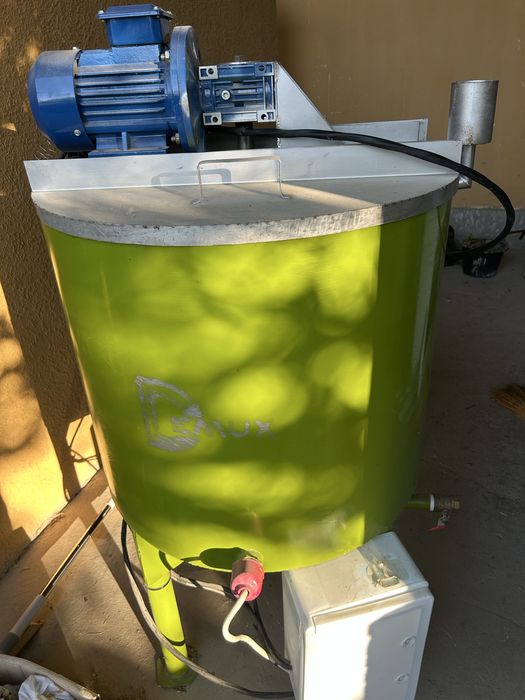 Gel ishkab chiqarish uskunasi sotiladi!