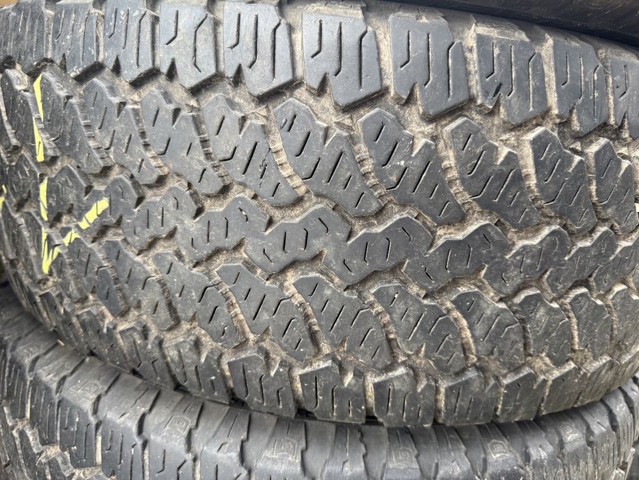 Летни гуми А/Т 265/60/18