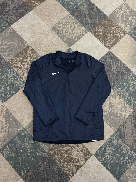 Мъжка ветровка Nike