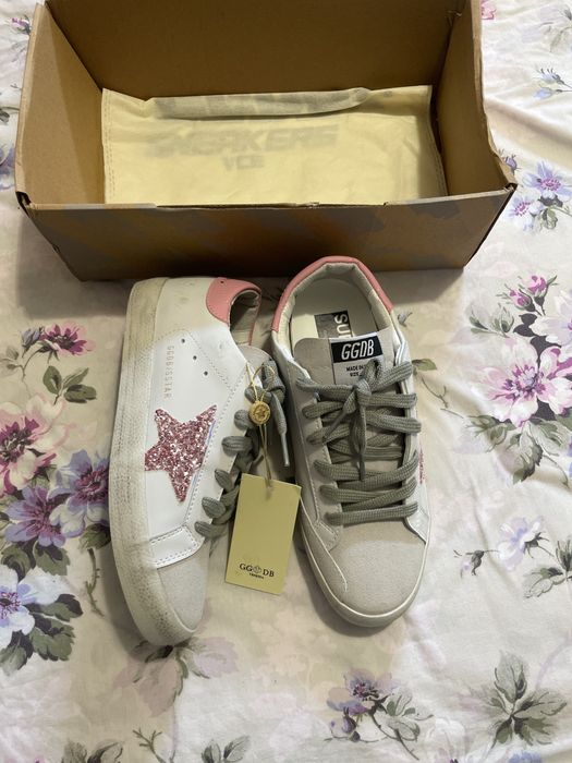 Adidasi dama golden goose