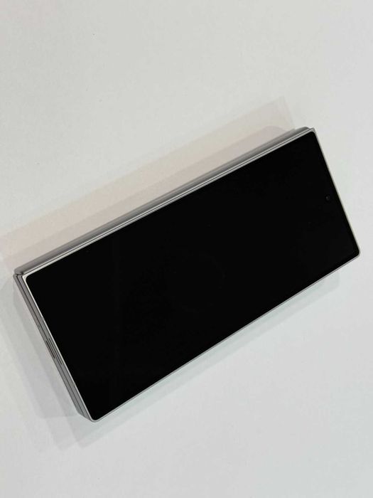 Samsung Galaxy Z Fold 6 – 12GB RAM / 256GB