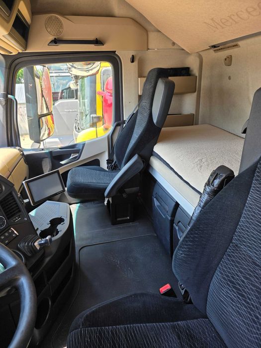 Mercedes Actros 420, 03.2015, 928.000km, Mega