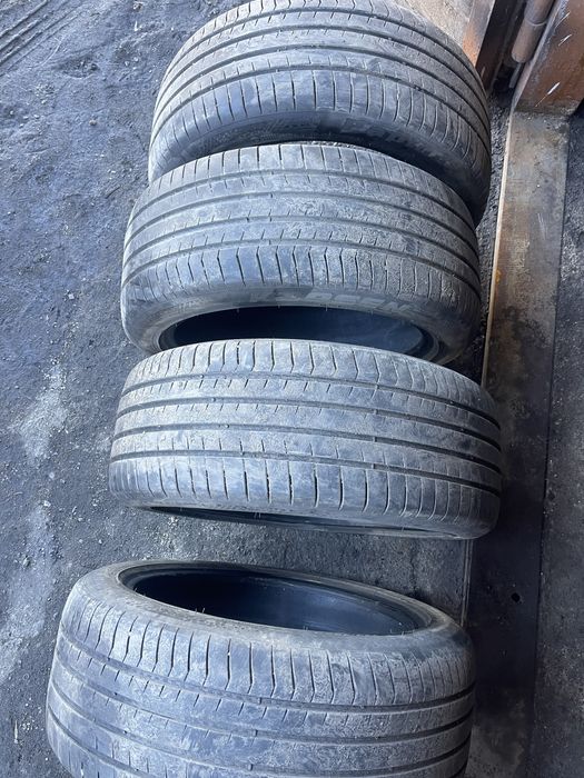 Продам шины 17-го размера