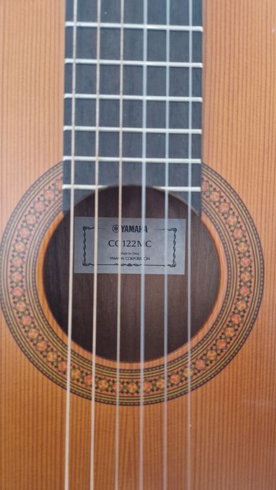 Гитара "YAMAHA" CG-122MC