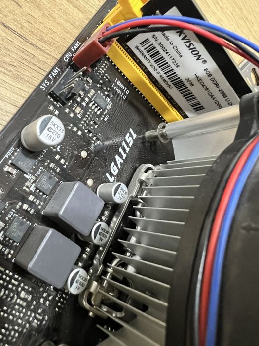 H110 Biostar, pentium 4400, 8gb ddr 4 2666mhz