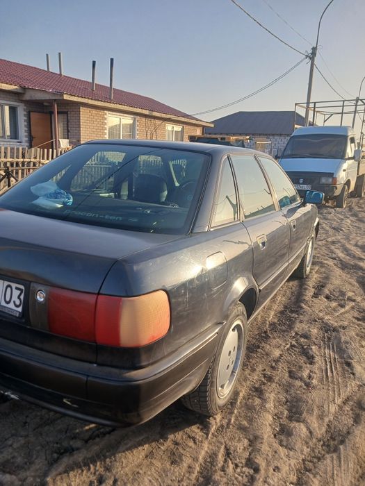 Продам Ауди 80 В4