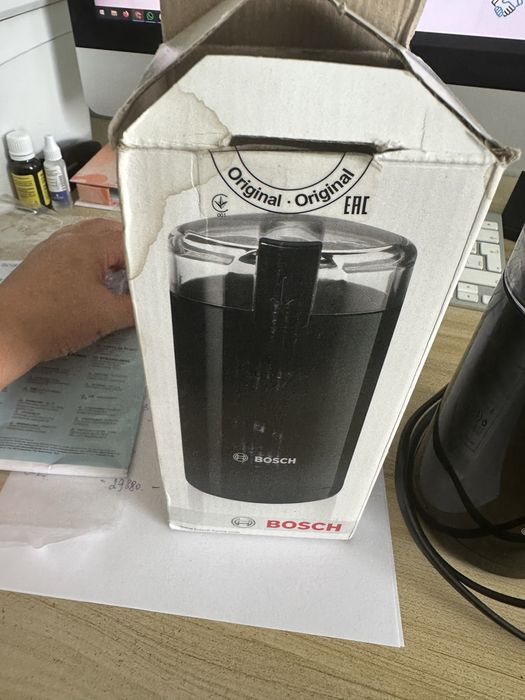 Продам кофемолку bosch
