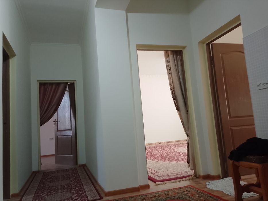Urganch shaharida joylashga 4 xonali   kvartira sotiladi