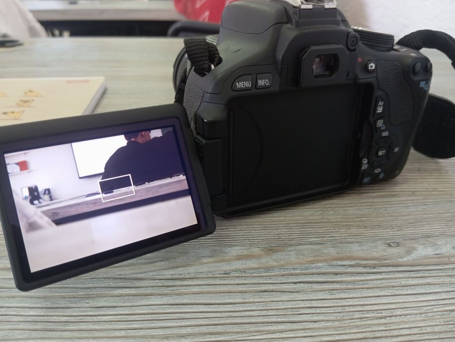 Canon 600d фотоаппарат