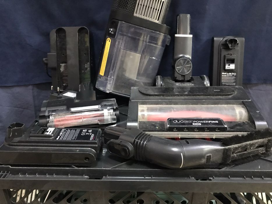 Безжична прахосмукачка Shark Stratos