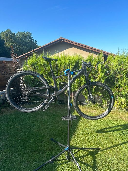 Vând mountain bike full suspension Scott  Spark 940 2024