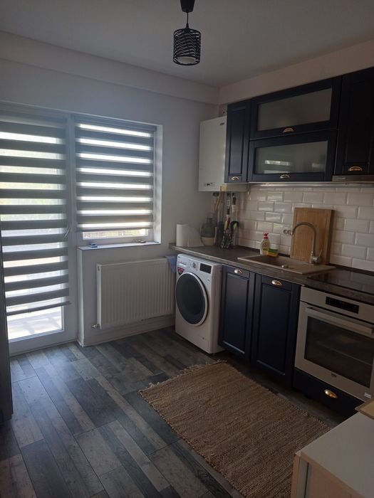 3camere de  inchiriat