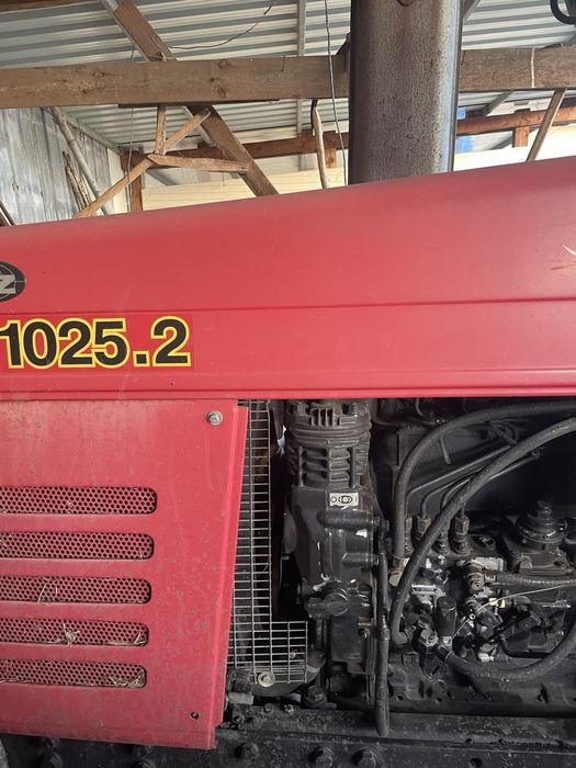 Продавам трактор