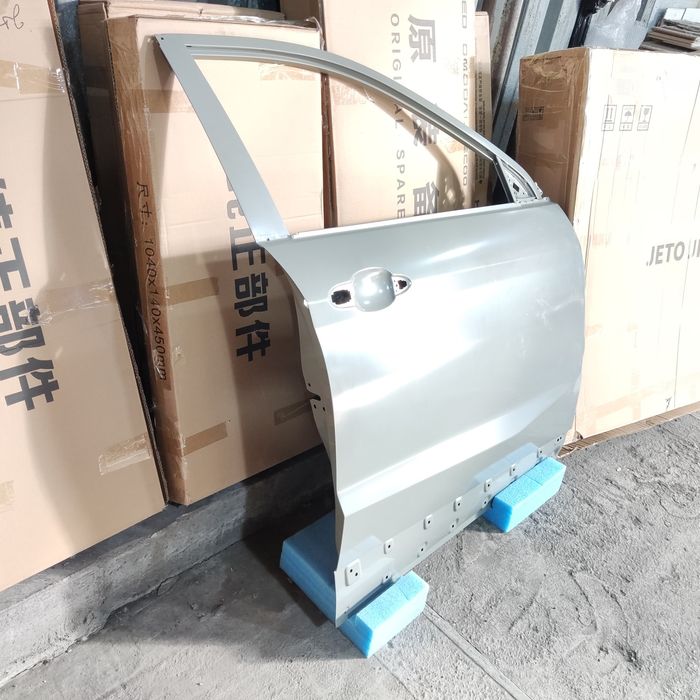 Дверь передняя правая Jetour X70 plus