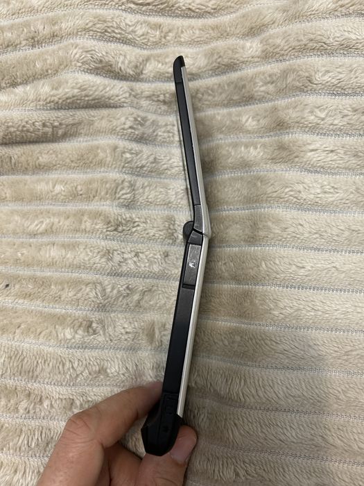 ретро Nokia 6650 Fold