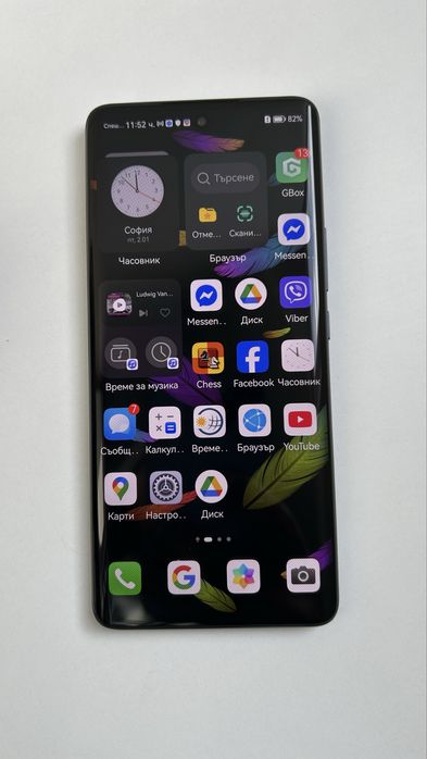 Huawei nova 9 със зарядно