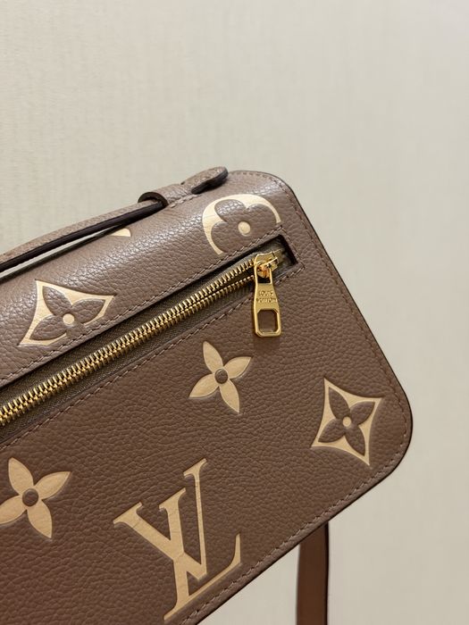 Сумка Louis Vuitton