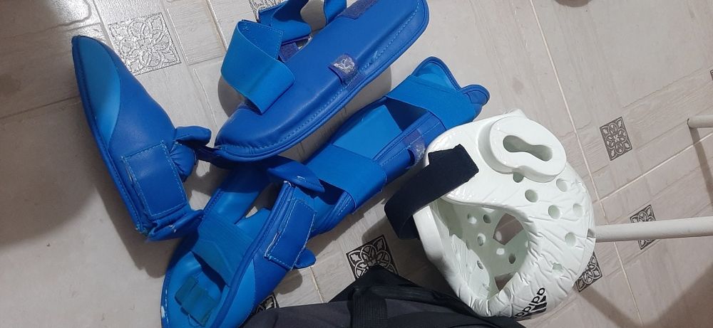 Продам шлем шингарку для каратэ