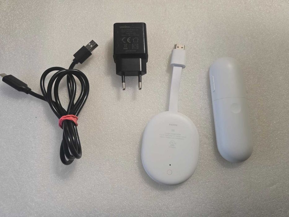 Google Chromecast cu Google TV (HD) - Model G454V, Full HD 1080p HDR, 1.5GB RAM, 8GB Stocare