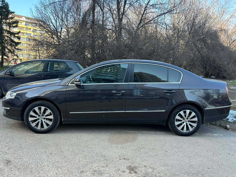 Продавам Passat B6