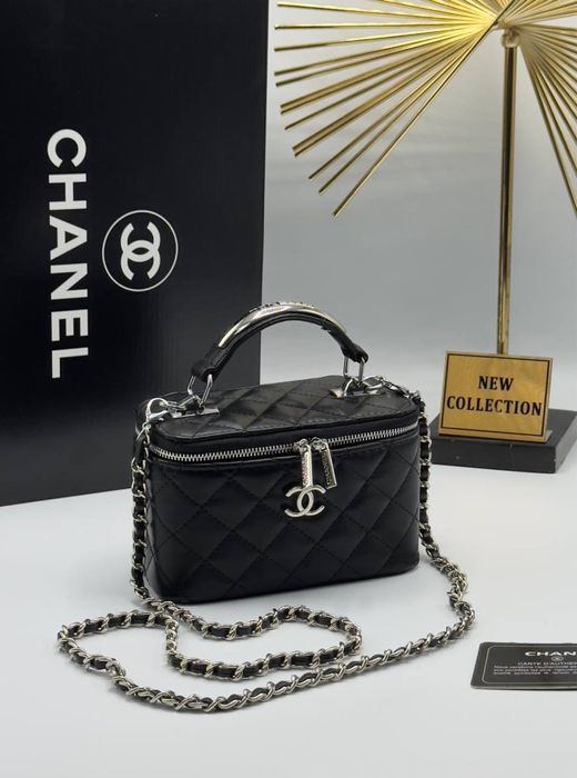 Geanta Chanel noua !!! Dimensiuni 16/11 !!!
