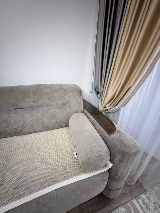 Продам диван в отличном состояний