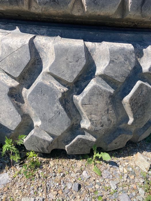 20.5R25   Гума за челен товарач