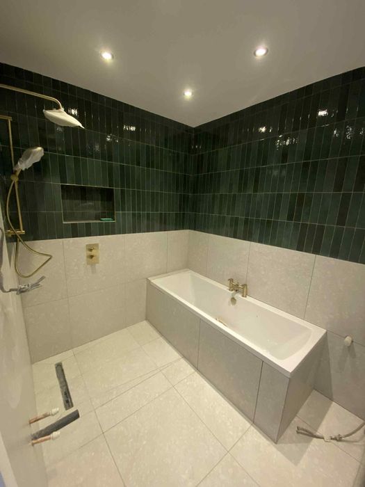 Amenajări interioare exterioare. Renovări apartamente case .