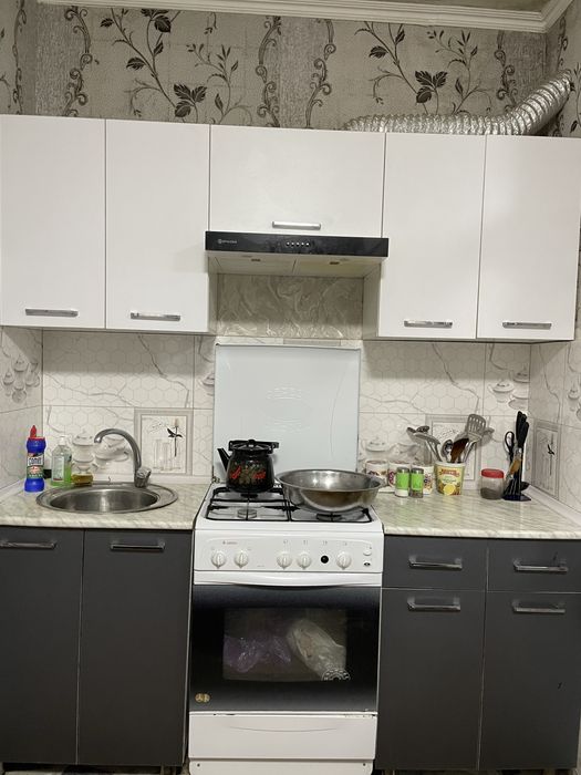 Sergeli 7 3xonali uy sotiladi