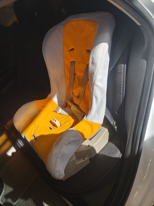 Детское авто кресло