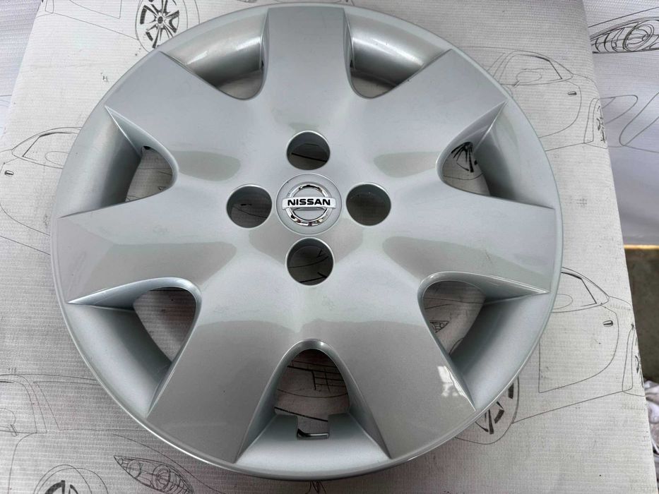 Capac Roată R15 Gri Argintiu Nissan Micra 40315AX700 2004 / [2003-2007] / (4B2)