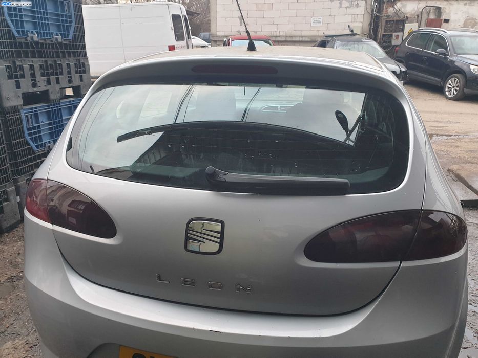 Haion Hayon Capota Portbagaj Dezechipat Seat Leon 1P Non Facelift Hatchback 2005 - 2009 Culoare LS7Y [K3333]