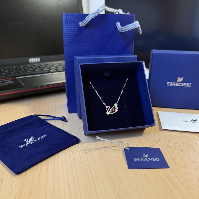 Lantisor Swarovski Dancing Swan Rose/Gold