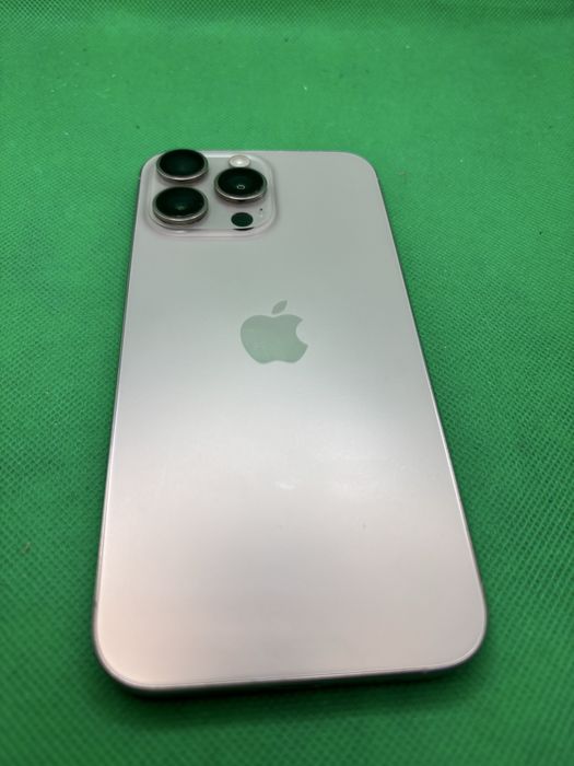 IPHONE 16 PRO MAX 256gb BATERIE 92% •Amanet Lazar Crangasi •57206