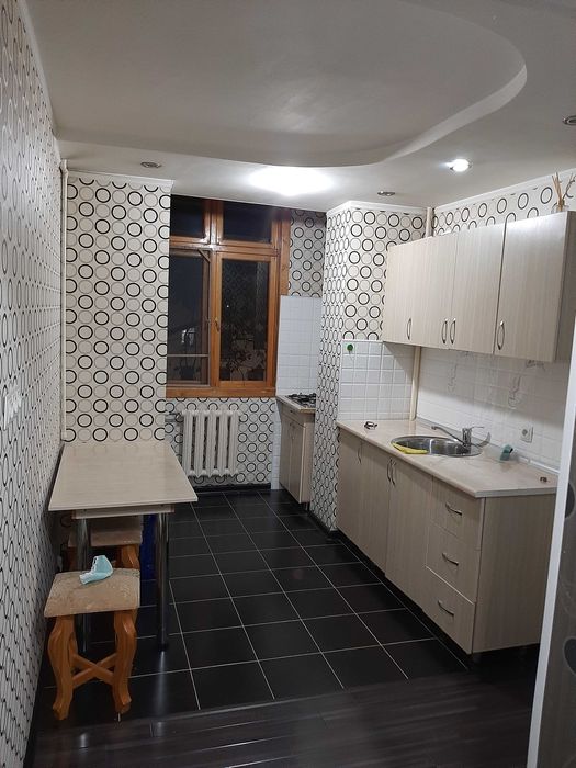 СВОЯ! 1-ком кв рядом с рынком Кадышева 1/4/9. Без ремонта