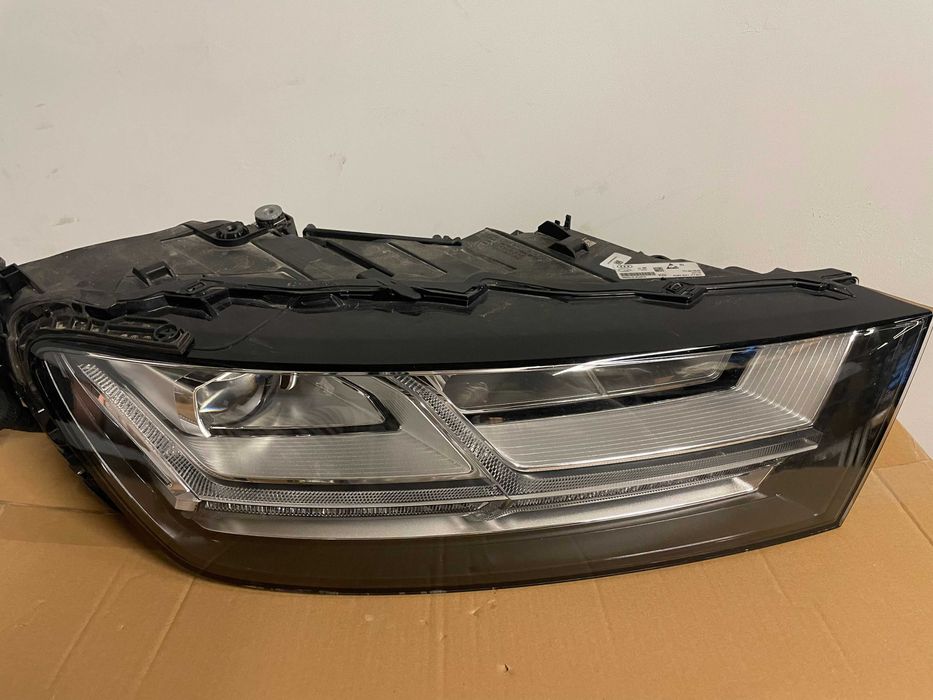 Far stanga / dreapta Full LED AUDI Q7 4M 2015- 2019 4M0941033C/034C