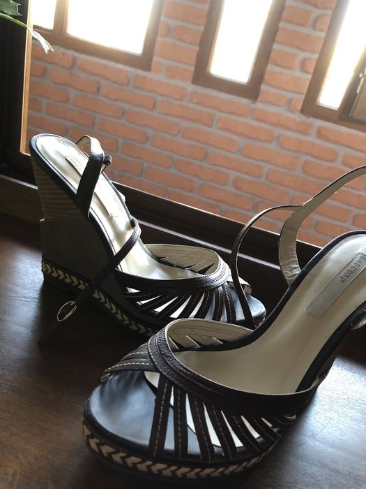 Босоножки на платформе