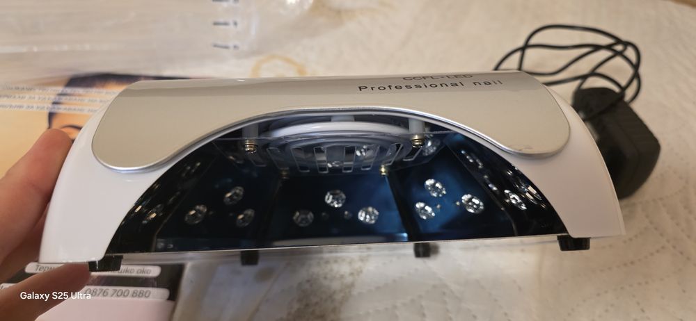 UV+ LED лампа за гел лакове