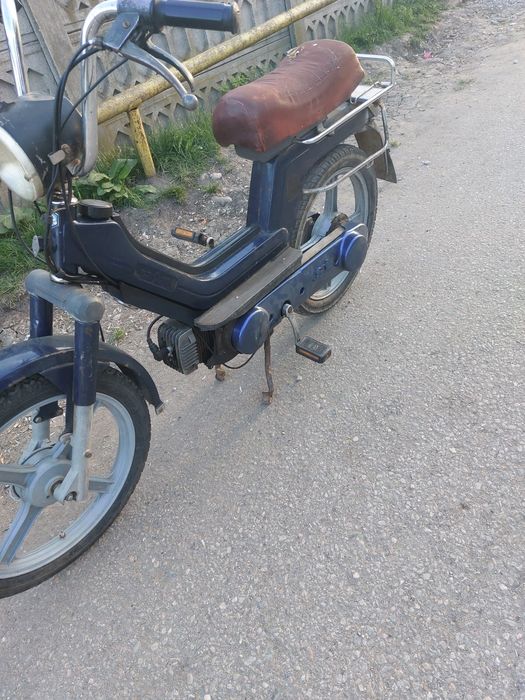 Vând moped Piaggio si Cu actele lui originale