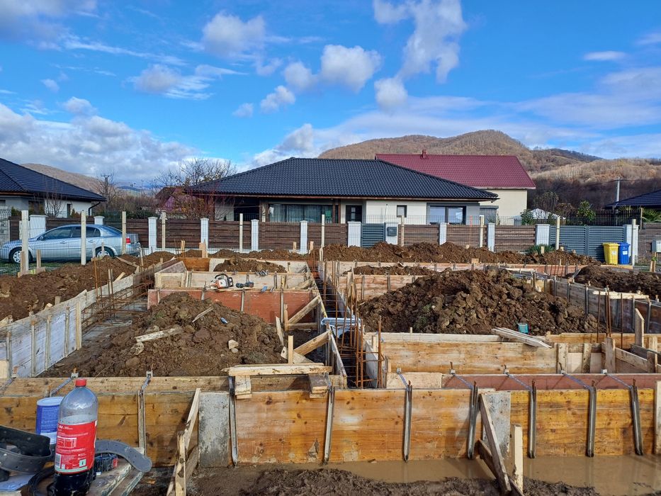 Lucrarii in constructi !