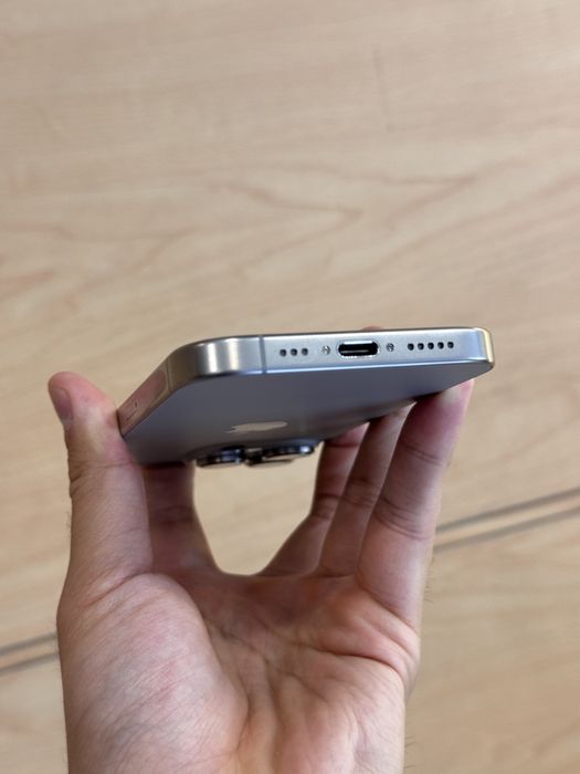 Iphone 16 Pro. 256гб. 90%