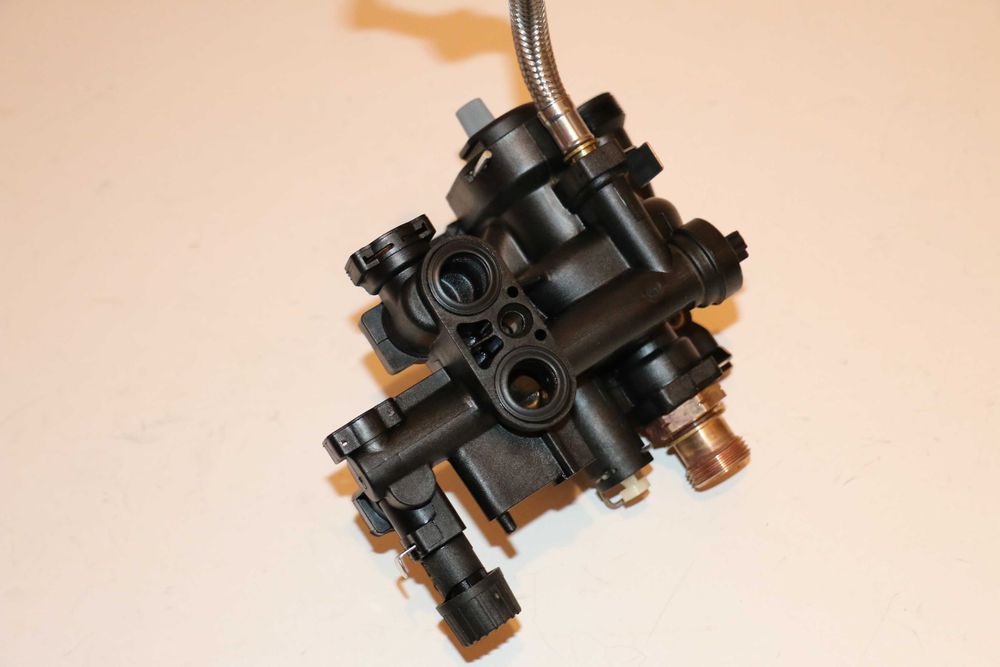 Grup hidraulic tur retur centrala Saunier Duval ThemaFast F30 E-A