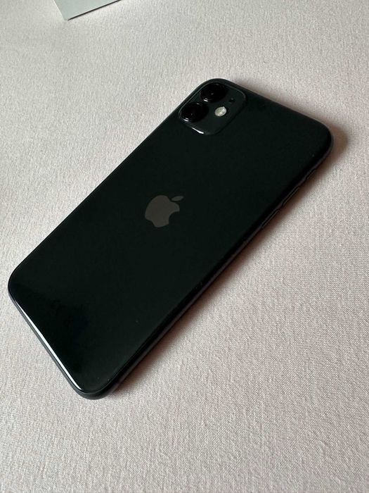 iPhone 11, 64 GB, Черен, като нов