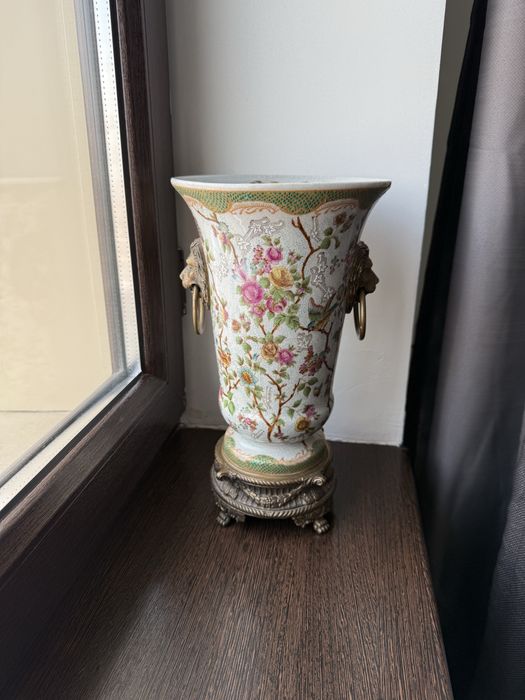 Ваза декоративная