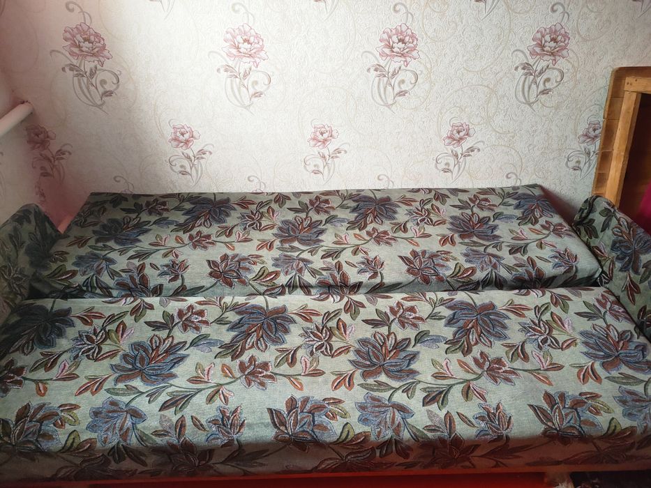 Диван сатылады жиналмалы