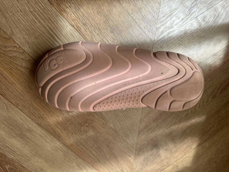 Дамдки Сандали UGG