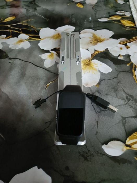 Продам фитнес часы