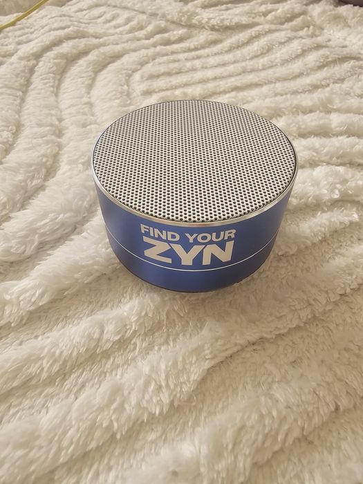 Рекламни колонки ZYN (Speaker)